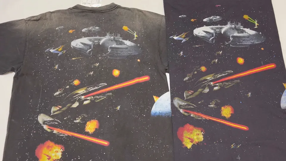 ⚠️The most complex and coolest item of this season, available in stock, available in seconds SAINT Mxxxxxx × STAR WARS SW_SS TEE /STARWARS / BLK Star Wars co-branded model. Fighter printed TEE. Washed black S-XL. Super complex and unconstrained printing design. The T-shirt using the vision of the "N-1 Star Fighter" in Star Wars is the most screen-printed item this season, reaching an astonishing 372 screens. Even the most difficult-to-print parts of the armpits are printed with luxurious printing. In addition, they are also hand-made distressed, splashed with ink, faded with water, and hand-damaged to complete this special and perfect work of art!